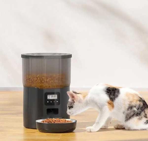 Gamelle automatique pour chat | HopMyCat